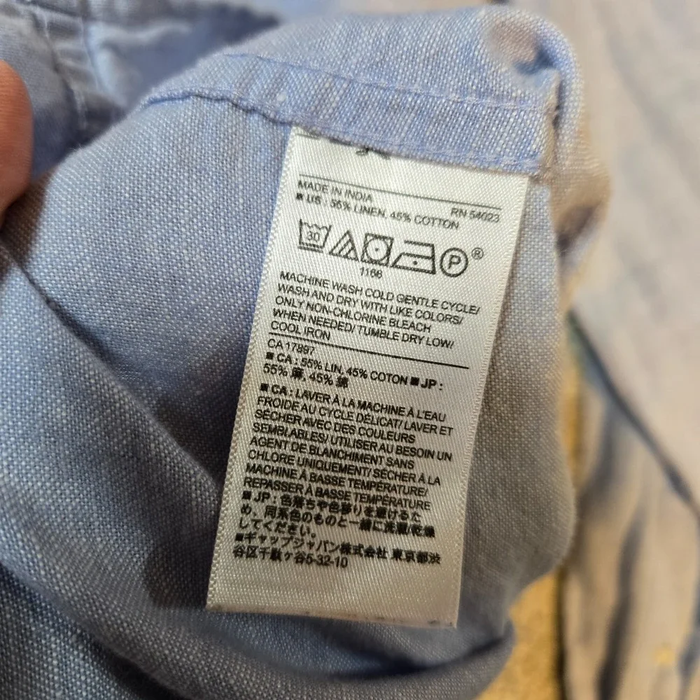 Banana Republic shirt mens Medium Slim Fit Blue Linen Cotton Blend Button up